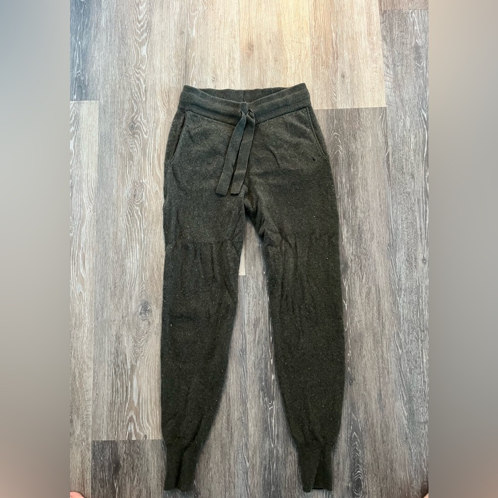Naadam Cashmere Jogger